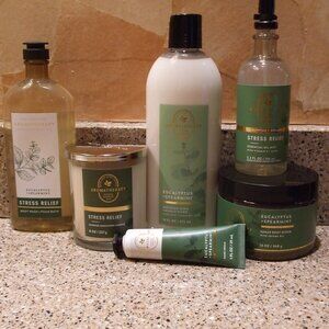 Bath & Body Spa Set! Stress Candle , Body Wash , Sugar Scrub , Shampoo!!